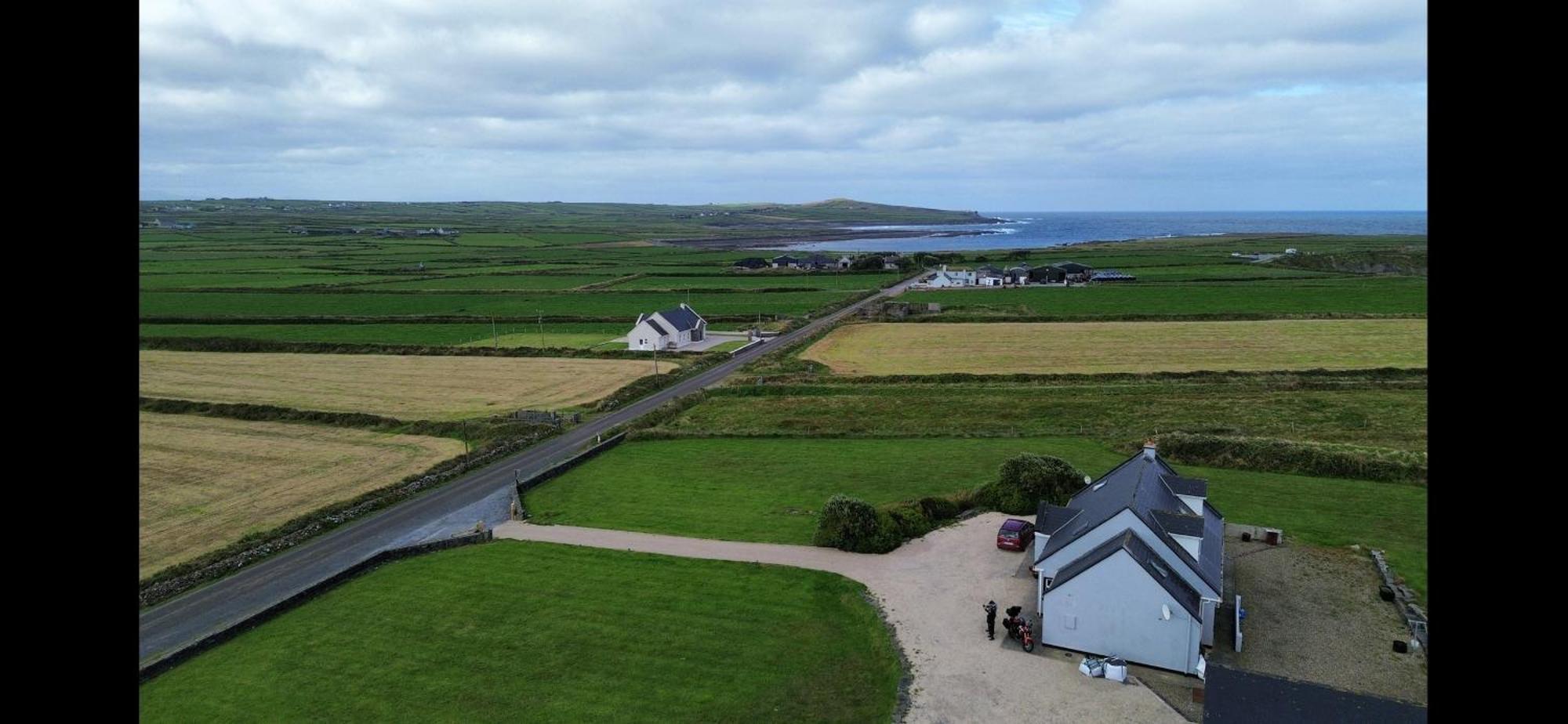 Cois Na Mara Eire Code V15 T677 Bed & Breakfast Derrynadivva ภายนอก รูปภาพ